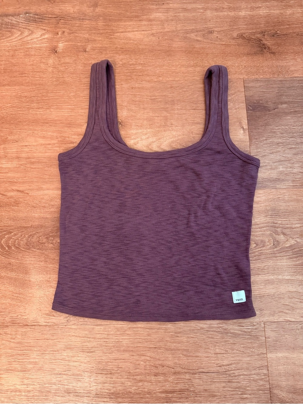 Vuori Ribbed Scoop Tank - Plum